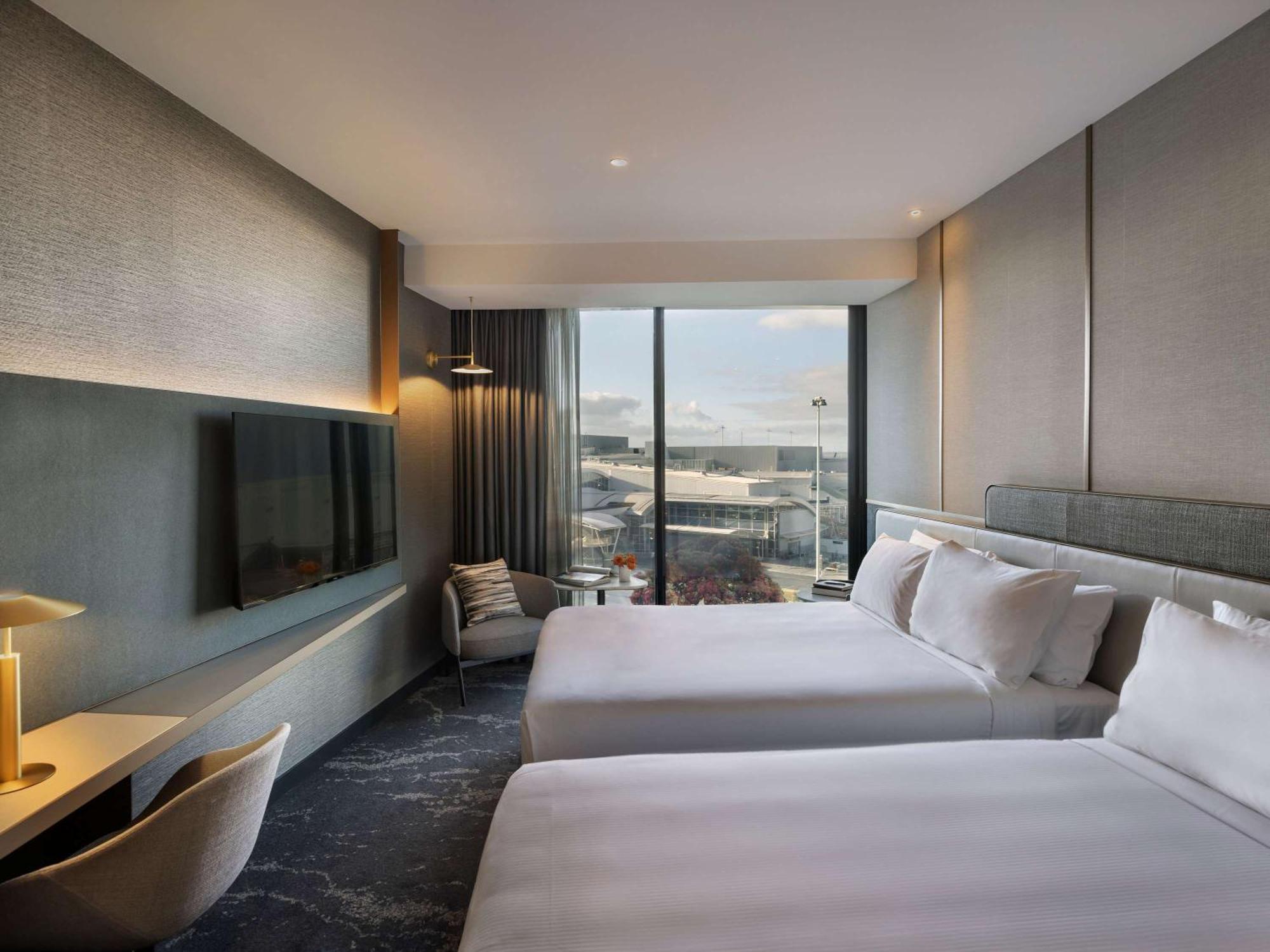 Pullman Auckland Airport Hotel Екстериор снимка Deluxe Room