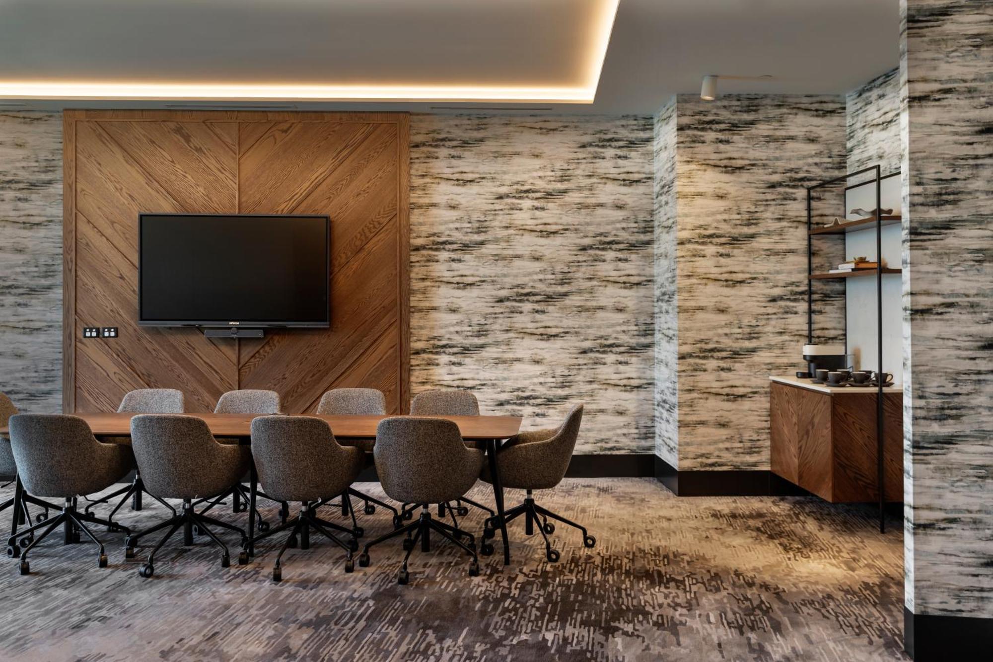 Pullman Auckland Airport Hotel Екстериор снимка Meeting room at the hotel