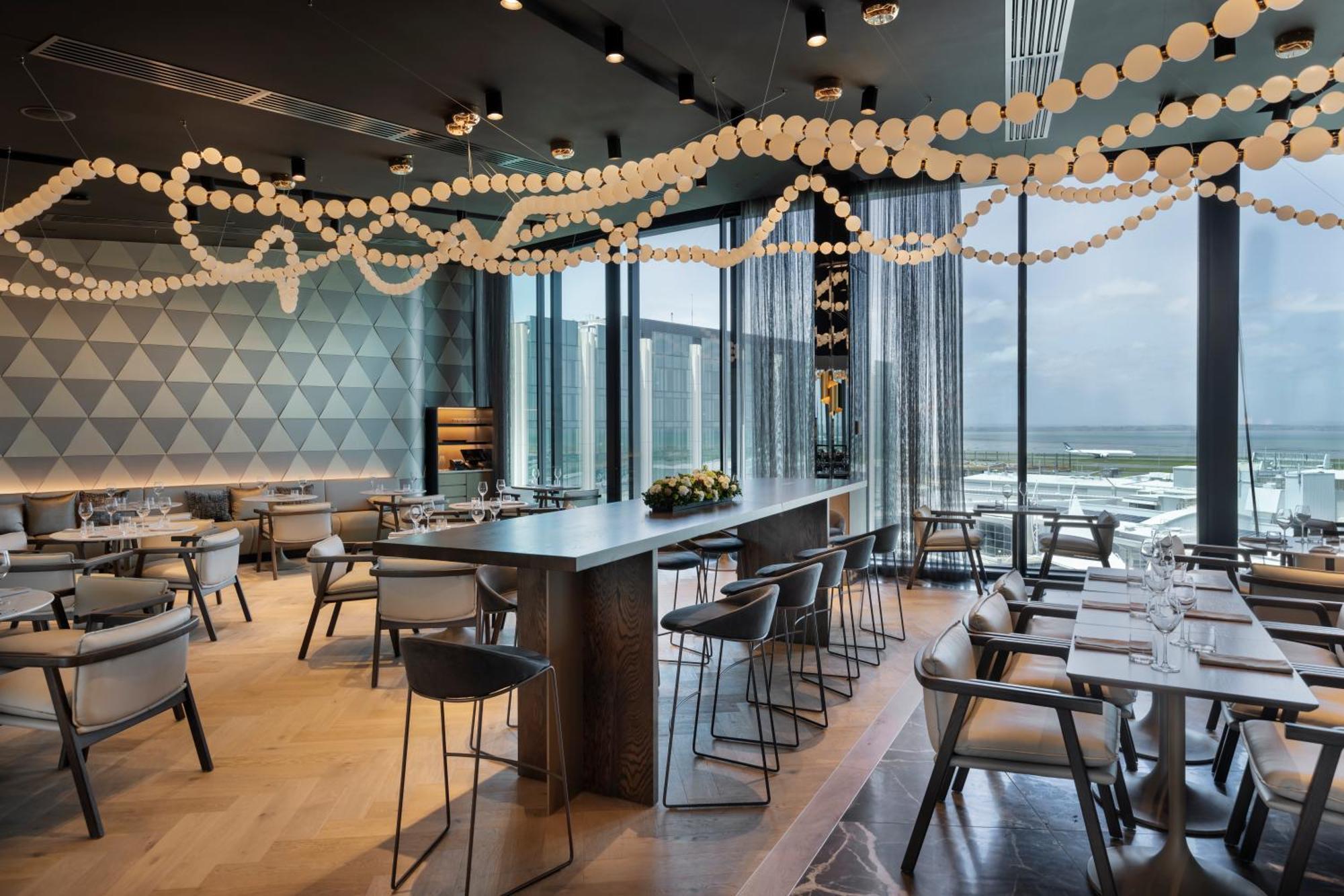 Pullman Auckland Airport Hotel Екстериор снимка The lounge at Haneda Airport